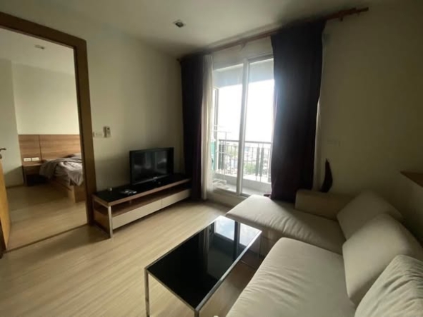 bedroom of RHYTHM Ratchada-Huaykwang