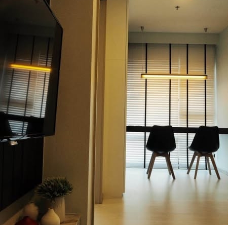 living room and room interior of Rhythm Sukhumvit 36-38