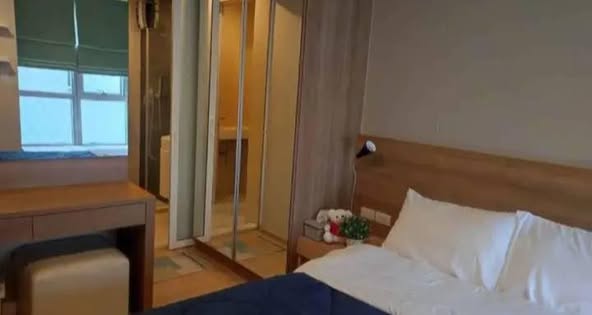 bedroom of Rhythm Sukhumvit 50