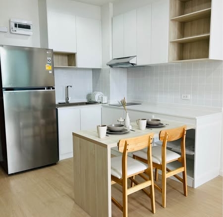 kitchen of Sathon House