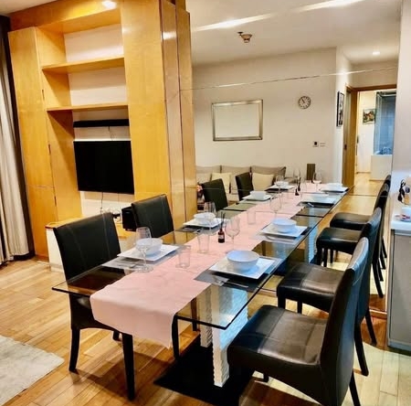 room interior of Siri at Sukhumvit