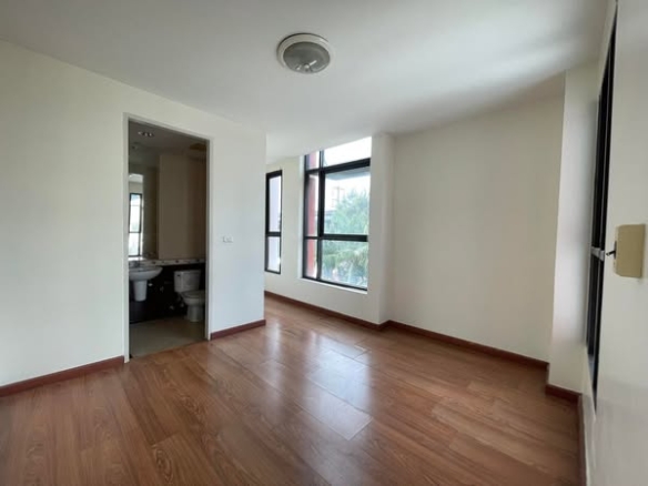 Soi Mu Ban Ban Klang Krung Office Park