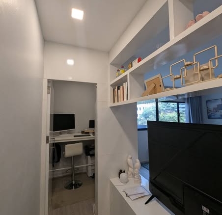 Somkid Place