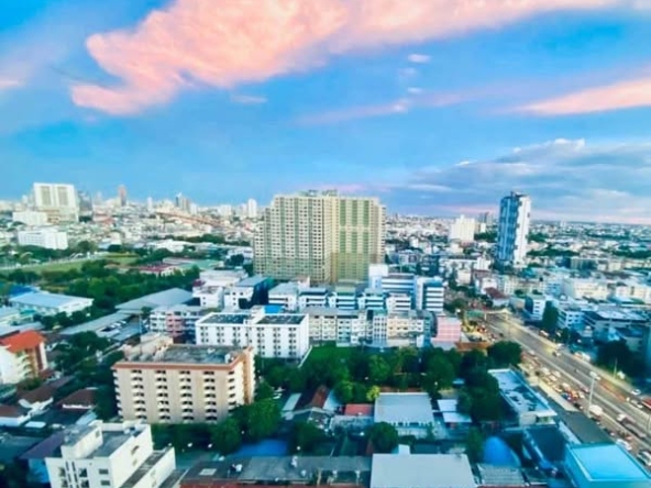 Supalai Loft Talat Phlu Station