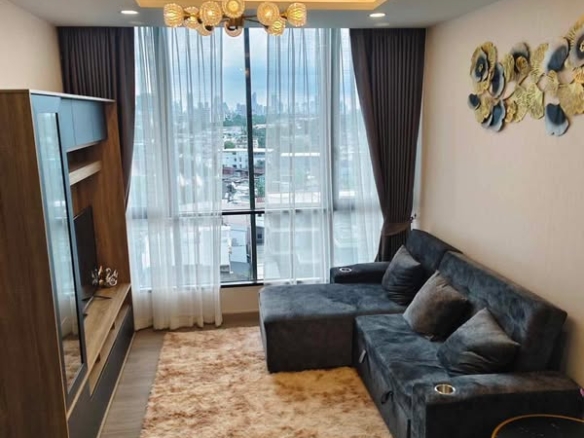 living room and bedroom of Supalai Premier Samsen-Ratchawat