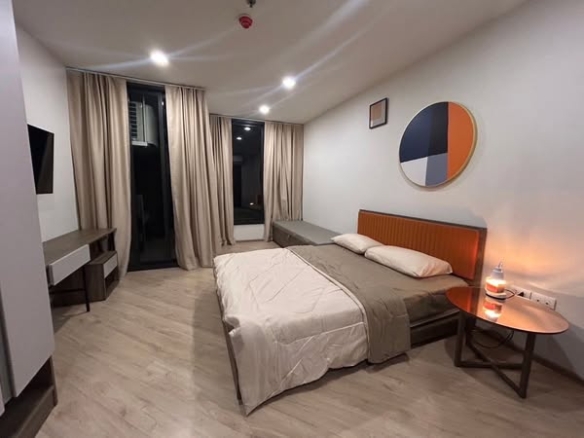bedroom of THE BASE Saphanmai