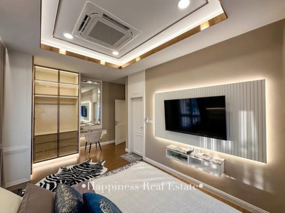 bedroom and living room of The City Sukhumvit-Onnut 2