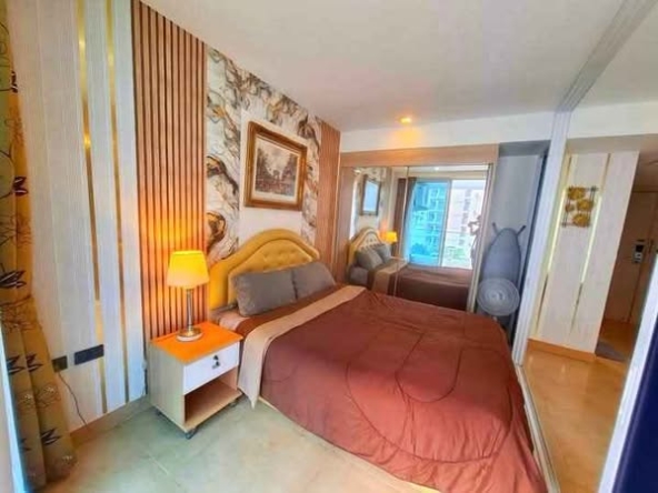bedroom of The Cliff Residence Condo
