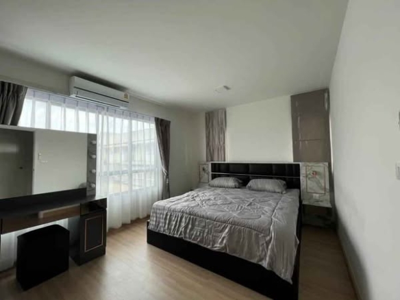 bedroom of The Connect UP 3