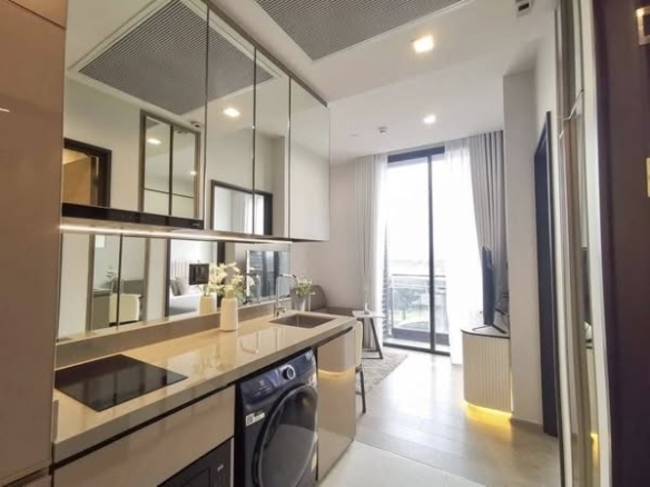 room interior of The Crest Park Residences