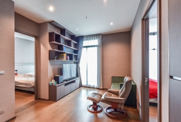 bedroom and room interior and bathroom of The Diplomat Sathorn