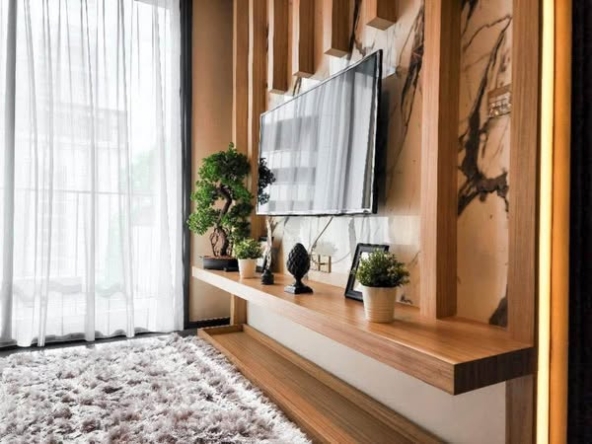 living room and room interior and bathroom of The Edge Sukhumvit 23