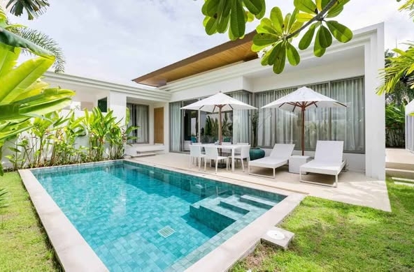 pool of The M Pool Villas Bangkok – Ekkamai