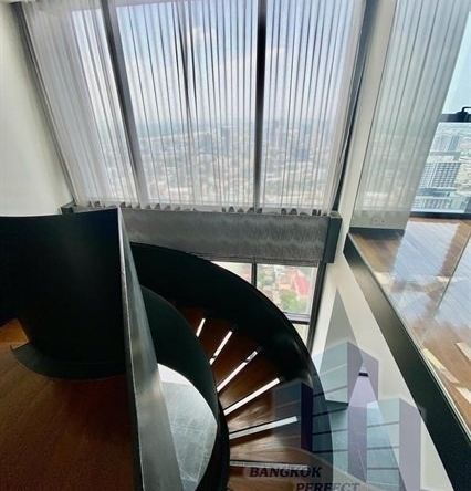 The Met Condominium