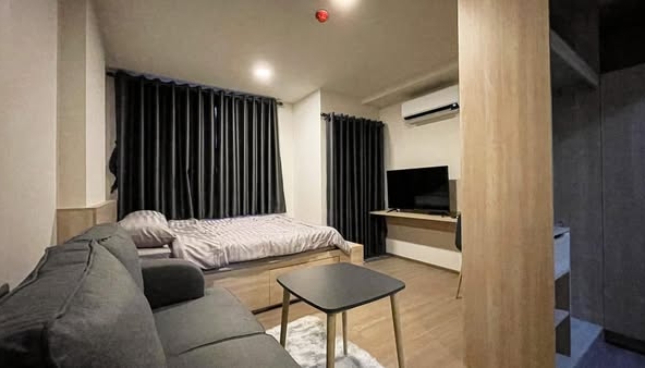 bedroom and room interior of THE MUVE Kaset