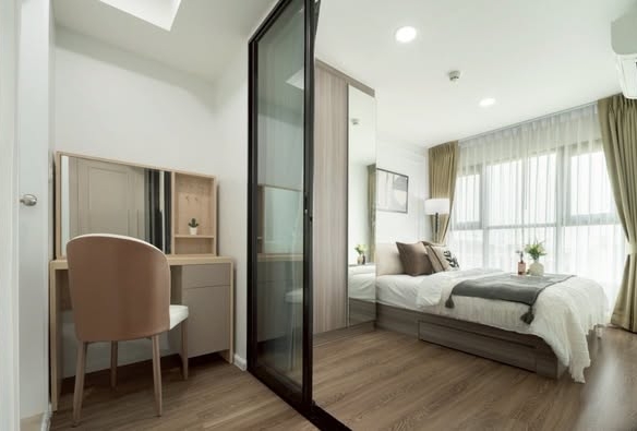 bedroom and room interior of The Origin Phahol-Saphanmai