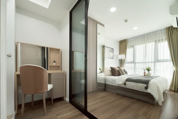 bedroom and room interior of The Origin Phahol-Saphanmai