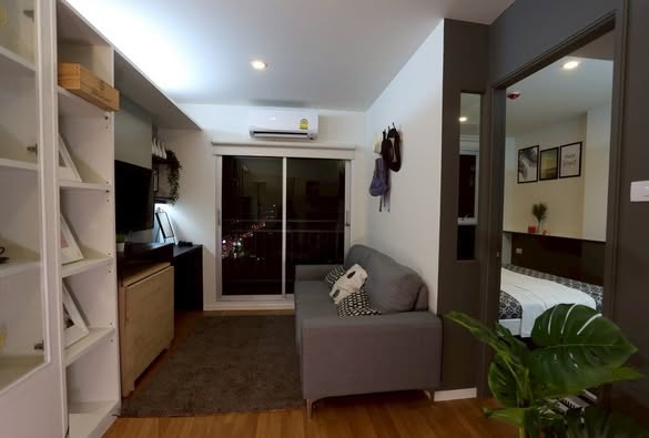 living room of The Selected Kaset-Ngamwongwan by LPN