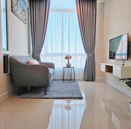 bedroom and living room of The Sky Sukhumvit