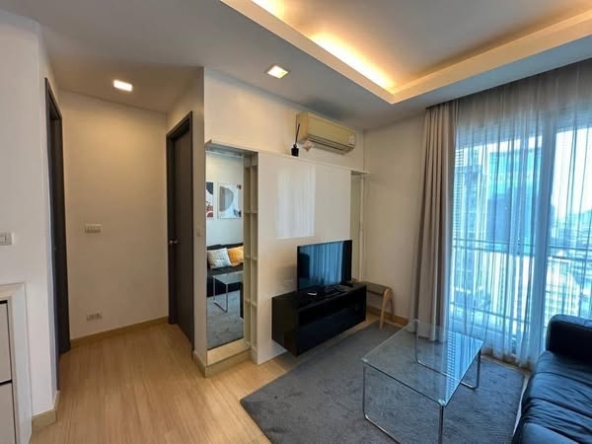 bedroom of Thru Thong Lor