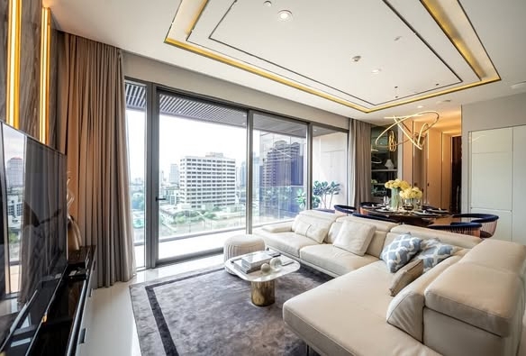 living room and bedroom of VITTORIO Sukhumvit 39 วิตโตริโอ สุขุมวิท 39