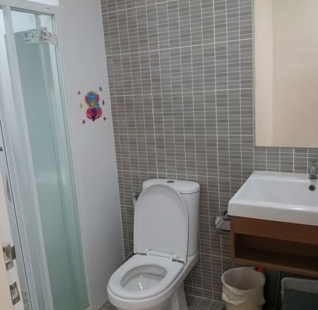 bathroom of Wynn Condo Phahon Yothin 52